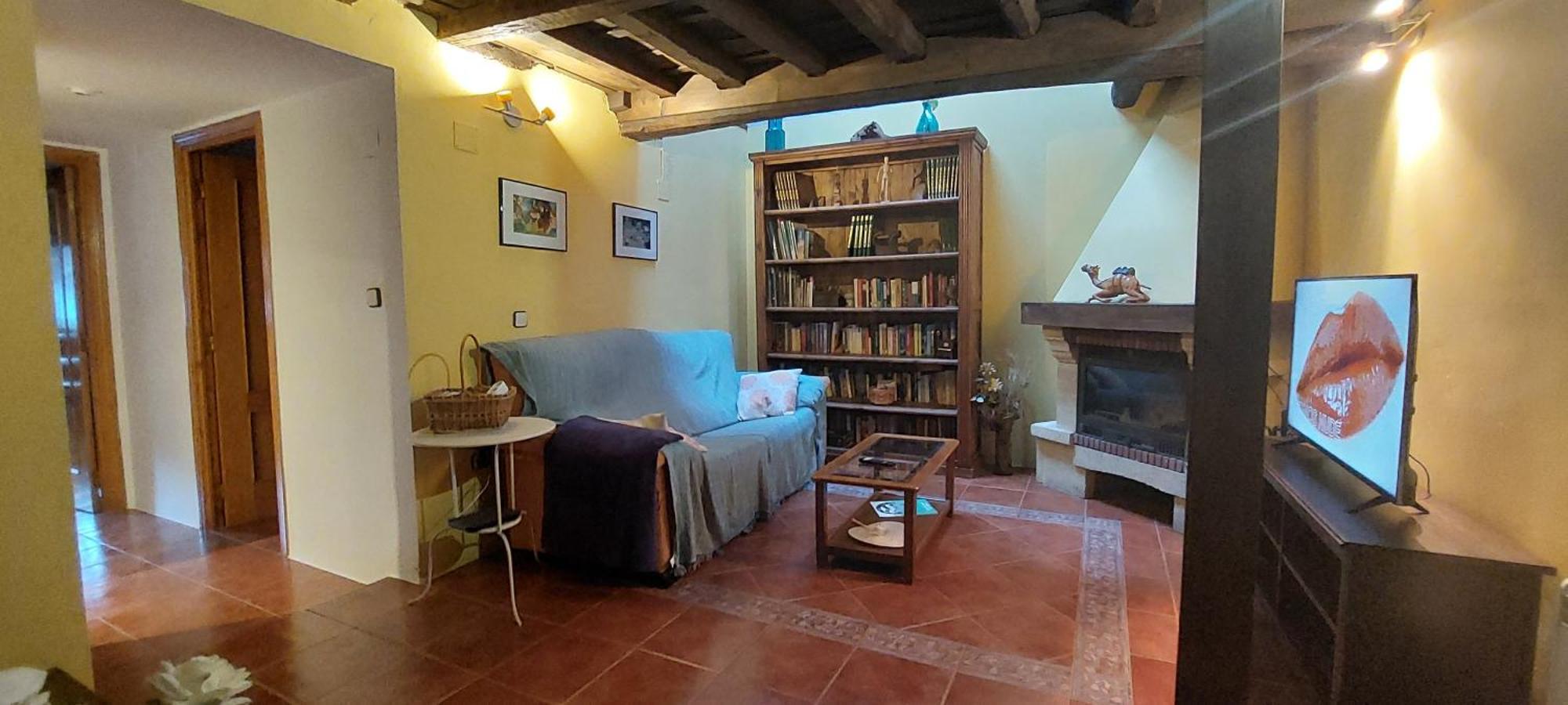 La Casa De Su * Banos De Montemayor